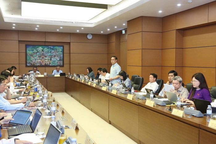 Quang cảnh thảo luận tại Tổ Thanh Hoá, Gia Lai.