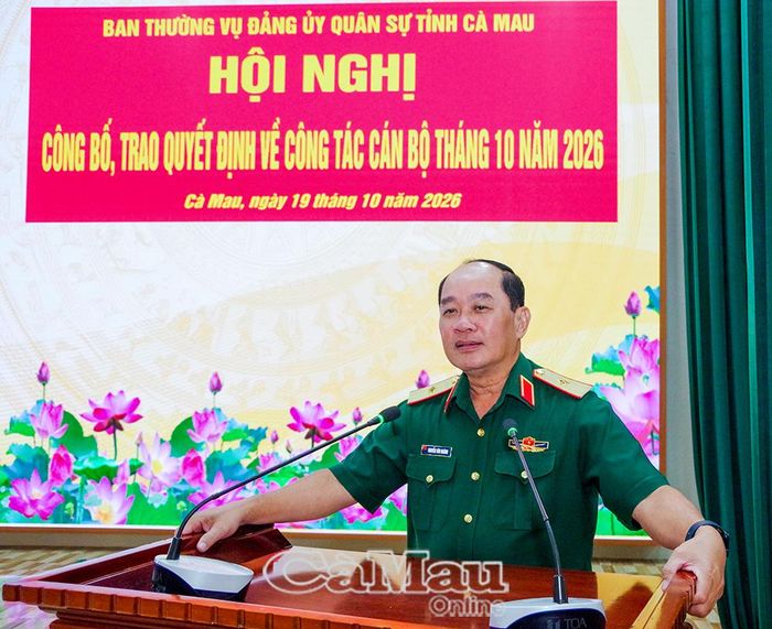 Thiếu tướng Nguyễn Văn Ngành đề nghị các đồng chí Bí thư Đảng uỷ xã, phường tiếp tục quan tâm lãnh đạo, chỉ đạo, tạo điều kiện để Ban CHQS cấp xã thực hiện tốt nhiệm vụ.