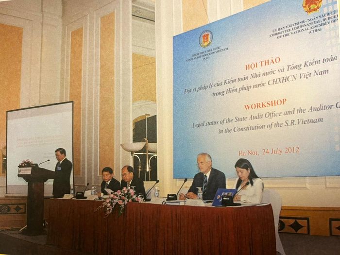 Hội thảo quốc tế về địa vị pháp lý của KTNN và Tổng Kiểm toán nhà nước trong Hiến pháp, Hà Nội, tháng 7/2012. Ảnh: TL