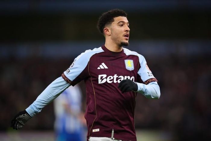 Sancho tiếp tục được Manchester United cho Aston Villa mượn ở mùa giải 2025/26