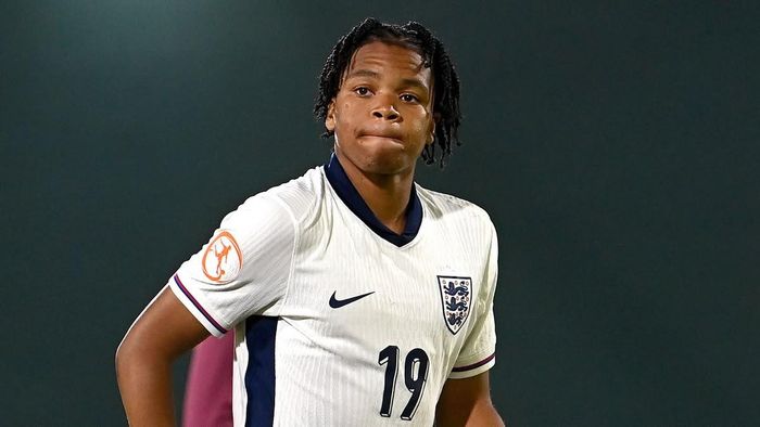 Rio Ngumoha bày tỏ mong muốn tiếp tục gắn bó với Liverpool trong thời gian tới