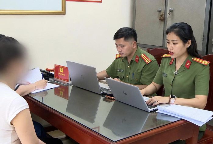 Cơ quan An ninh điều tra lấy lời khai đối tượng