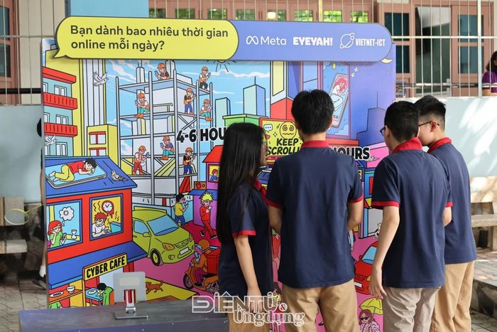 Thông qua các hoạt động, học sinh được học từ chính những trải nghiệm đó