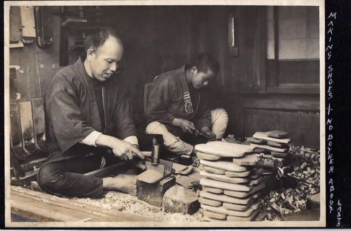 Guốc geta có lịch sử từ hàng nghìn năm trước. (Ảnh: History Files)