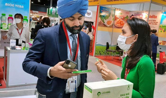 Chi tiêu của người tiêu dùng Hồi giáo trong sáu lĩnh vực kinh tế thực liên quan đến Halal đạt khoảng 2.600 tỷ USD năm 2024 và được dự báo tăng lên 3.560 tỷ USD vào năm 2029. Ảnh: Hoài Nam