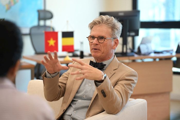 Trong nhiệm kỳ của mình, Đại sứ Pieter Leenknegt kỳ vọng thúc đẩy hợp tác giữa hai nước trong nhiều lĩnh vực, từ giao lưu văn hóa, giáo dục tới thương mại, đầu tư, năng lượng, công nghệ cao. Ảnh: Tuấn Anh