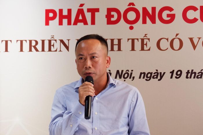 Nhà báo Phạm Đức Sơn, Tổng Biên tập Tạp chí Nhà đầu tư. Ảnh: Khắc Kiên