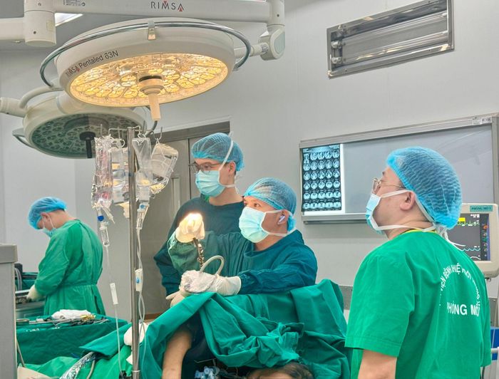 Xử lý, can thiệp kịp thời cho người bệnh. Ảnh: BVCC
