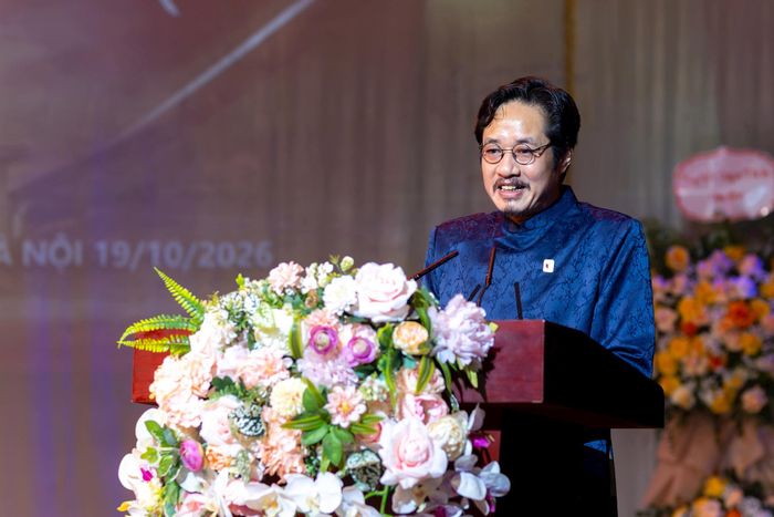 TS.NSƯT Bùi Như Lai, Hiệu trưởng Trường Đại học Sân khấu - Điện ảnh Hà Nội chia sẻ. Ảnh: Ban tổ chức