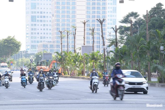 Đây là khu vực có mật độ phương tiện cao, vì vậy việc chuẩn bị mặt bằng cần gắn với yêu cầu bảo đảm an toàn về mọi mặt.