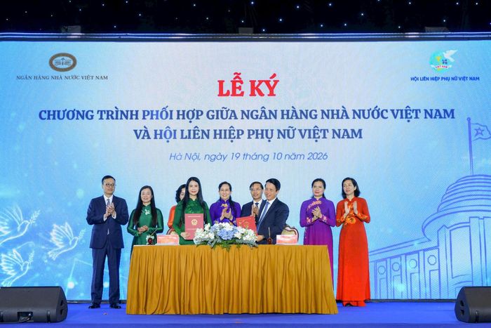 NHNN và Hội Liên hiệp Phụ nữ Việt Nam tổ chức Lễ ký kết Chương trình phối hợp giai đoạn 2026–2030. Ảnh: Hoàng Giáp