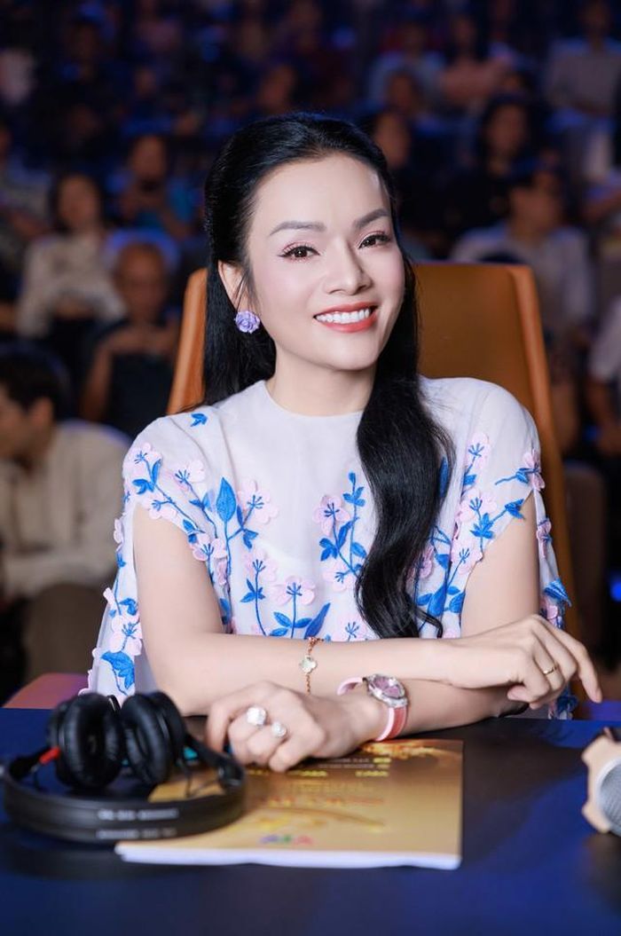 NSƯT Tân Nhàn nhìn thấy những tiến bộ của các thí sinh.