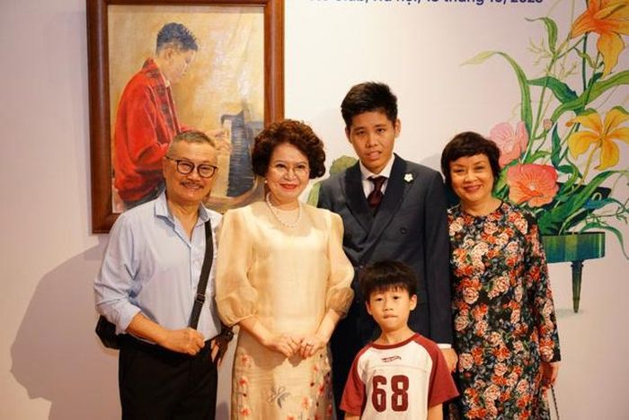 NSND Trần Đức xúc động với những dòng tâm sự của bà Quỳnh Anh khi viết về hành trình hơn 10 năm cùng cháu nội Nhật Minh.