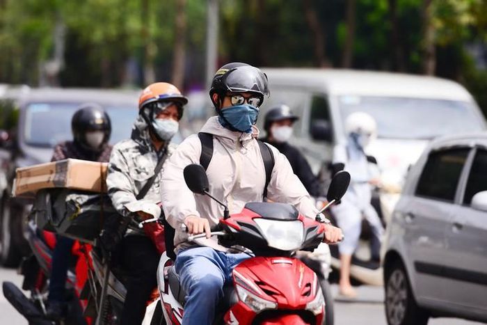 Miền Bắc nắng gắt hết tháng 10. Ảnh: Tuấn Anh
