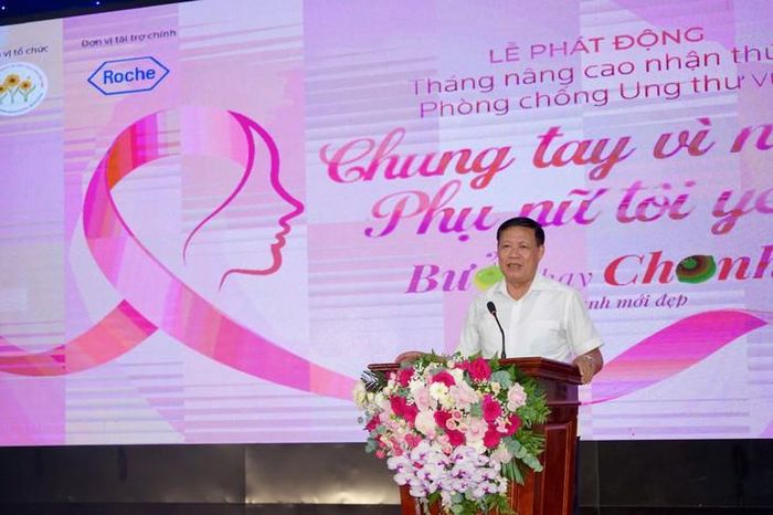 Thứ trưởng Bộ Y tế Đỗ Xuân Tuyên phát biểu tại lễ phát động. Ảnh Thanh Hải