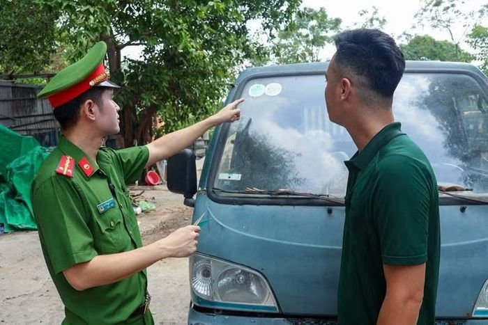 Những phương tiện không còn sử dụng trong nhiều năm khiến quá trình xác minh thông tin gặp không ít khó khăn