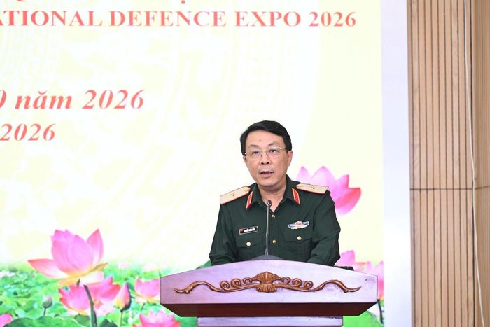  Thiếu tướng Nguyễn Xuân Thủy, Phó Cục trưởng Cục Tuyên huấn phát biểu. Ảnh: Nguyễn Hải