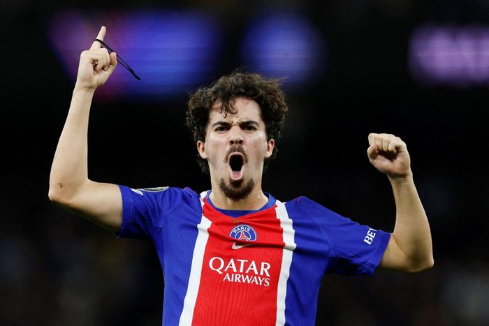 Tiền vệ Vitinha khẳng định PSG không e ngại Lamine Yamal trước cuộc đối đầu Barcelona tại Champions League. 