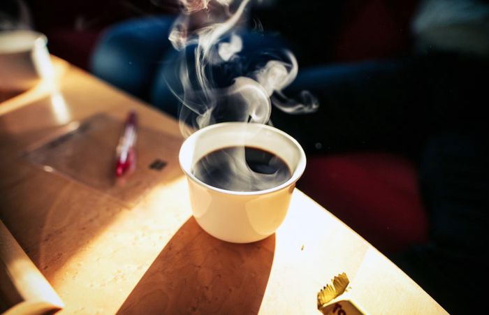 Uống cà phê thường xuyên và đúng cách có thể góp phần giảm nguy cơ mắc một số loại ung thư. Ảnh: Unsplash. 