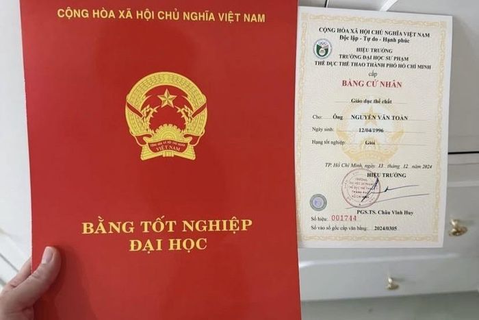  Hàng triệu văn bằng chưa được số hóa. Ảnh minh họa: Văn Toàn.