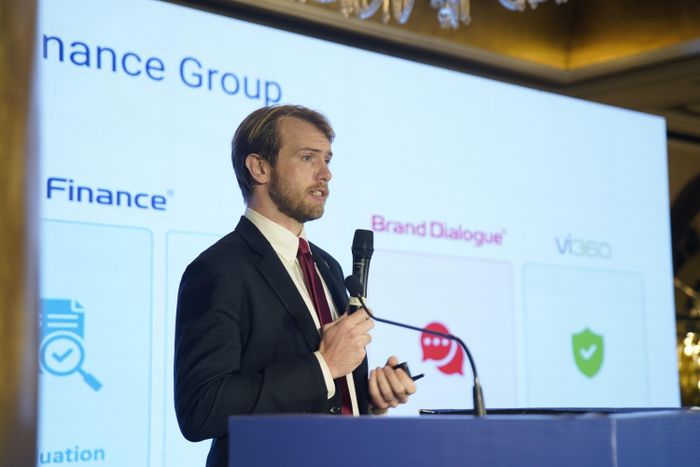  Ông Alex Haigh, Giám đốc điều hành khu vực châu Á - Thái Bình Dương tại Brand Finance, tại sự kiện ở Mumbai. 