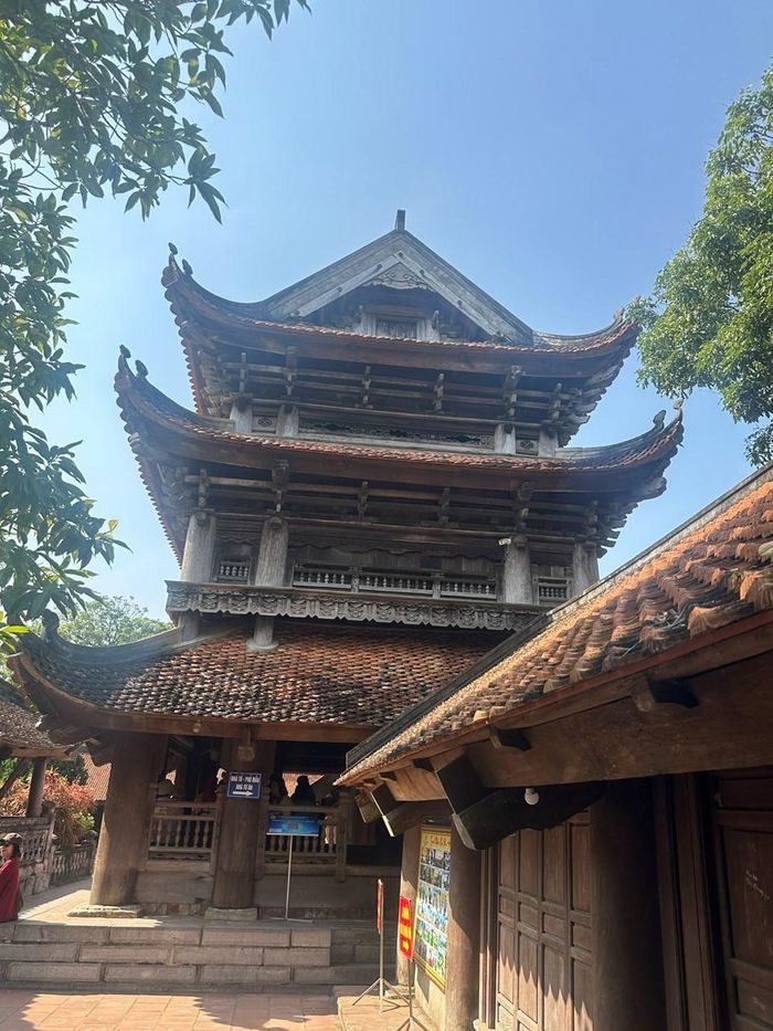 Tháp chuông chùa Keo
