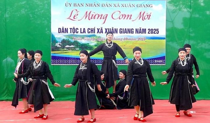 Lễ hội là dịp quảng bá, lan tỏa các giá trị văn hóa truyền thống đặc sắc dân tộc La Chí đến với du khách. Ảnh: H.Nhung