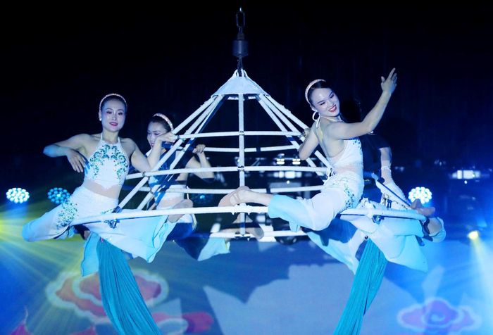 Chương trình có sự góp mặt của nhiều nghệ sĩ đạt thành tích cao tại quốc tế