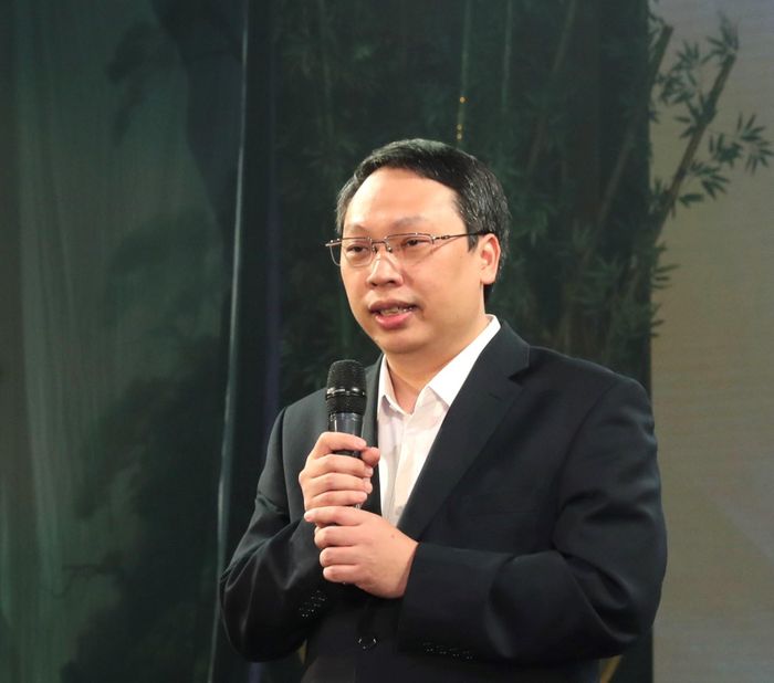 Thứ trưởng Nguyễn Huy Dũng điều hành chương trình