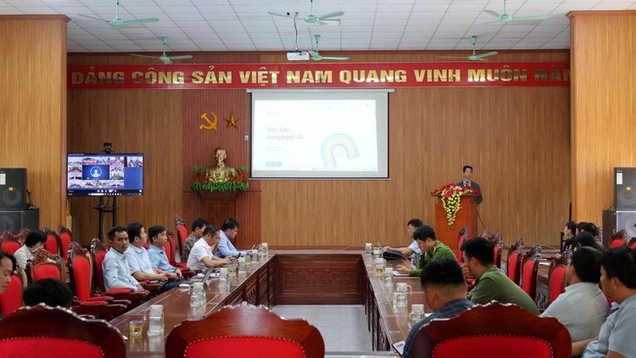 UBND xã Vân Sơn tổ chức Hội nghị triển khai triển khai kế hoạch và phát động “Cuộc đua Luyện AI”, hưởng ứng Ngày Chuyển đổi số quốc gia năm 2026