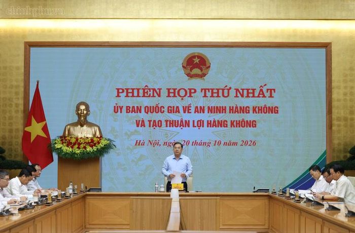 Phó Thủ tướng Thường trực giao nhiệm vụ cụ thể cho các bộ, ngành, địa phương - Ảnh: chinhphu.vn/Phương Nguyên