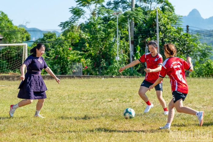 Sau màn ra mắt tại Giải Bóng đá nữ các dân tộc thiểu số Việt Nam lần thứ I năm 2026 tổ chức tại tỉnh Lào Cai, ngày 27/9, đội bóng đá nữ xã Nam Tuấn chính thức được thành lập.