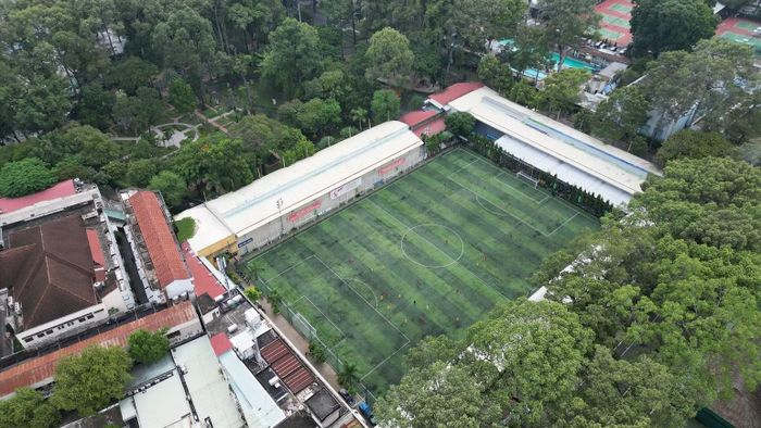 Dự án bãi đỗ xe ngầm tại khu vực sân bóng đá thuộc Công viên văn hóa Tao Đàn đã từng có nhà đầu tư tham gia nghiên cứu. (Ảnh: VÕ LÊ)