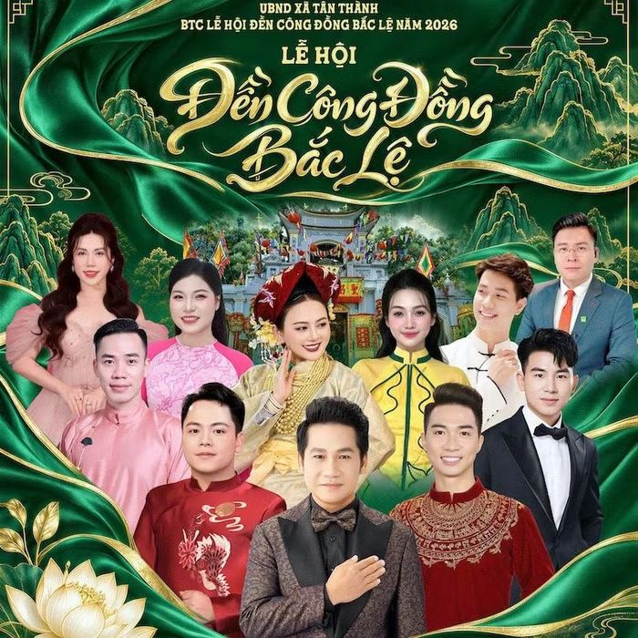 Các nghệ sĩ tham gia chương trình nghệ thuật chào mừng lễ hội. (Ảnh: Ủy ban nhân dân xã Tân Thành)
