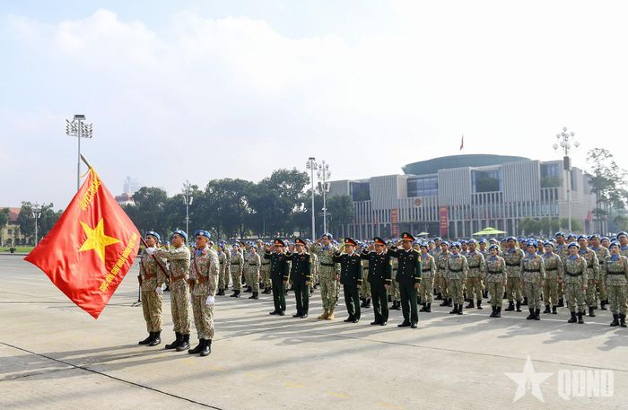  Quang cảnh Lễ báo công dâng Bác tại Quảng trường Ba Đình. Ảnh: TUẤN HUY 