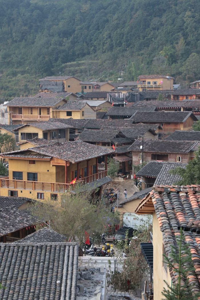 Làng Lô Lô Chải là điểm dừng chân trong hành trình khám phá vùng cao của nhóm bạn.