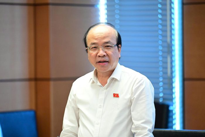  Chủ nhiệm Ủy ban Pháp luật và Tư pháp Phan Chí Hiếu. Ảnh: ĐỖ TRUNG 