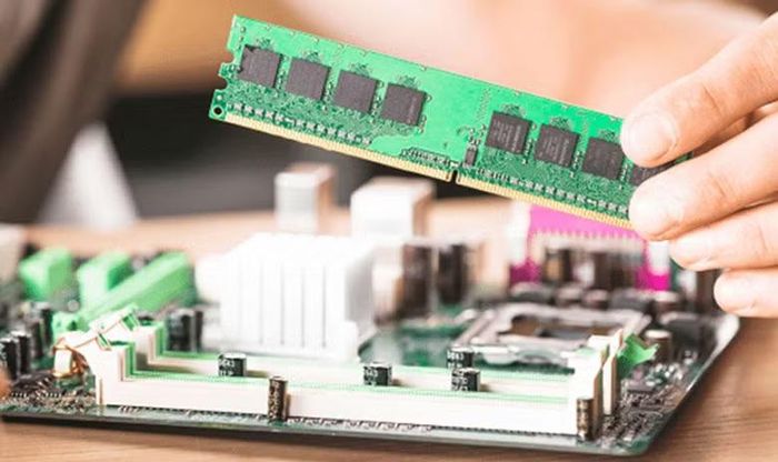 RAM vẫn hoạt động tốt có thể phải thay thế khi người dùng nâng cấp bo mạch chủ hoặc cần dung lượng bộ nhớ lớn hơn.