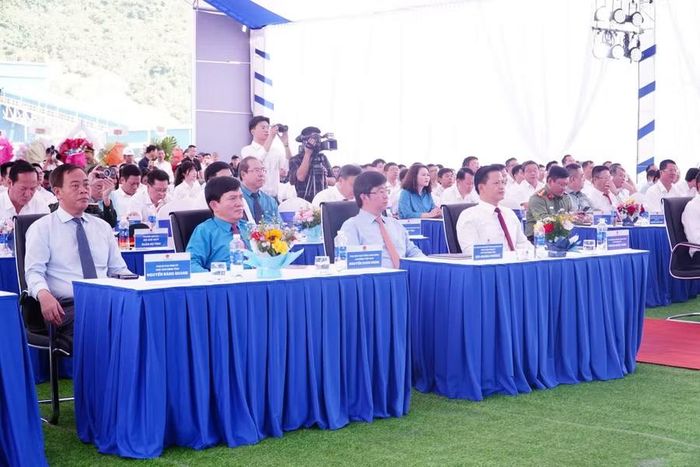 Lãnh đạo tỉnh Quảng Trị tham dự lễ khởi công.