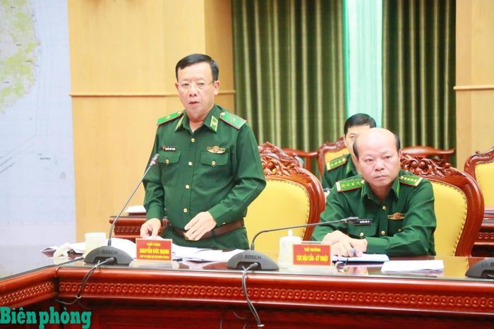 Thiếu tướng Nguyễn Đức Mạnh, Phó Tư lệnh Bộ đội Biên phòng phát biểu tại hội nghị. Ảnh: Cẩm Linh