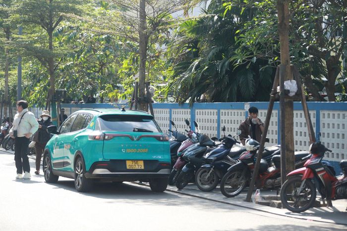 Nghiên cứu bố trí điểm đỗ xe nhằm giảm áp lực tại khu vực trung tâm.
