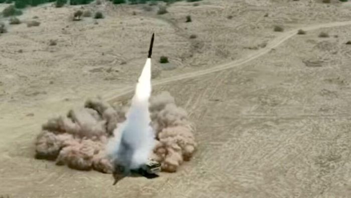 Phóng tên lửa Fatah-2 của Quân binh chủng Tên lửa Lực lượng Vũ trang Pakistan (ARFC), tháng 4/2026. Nguồn: ISPR/uwa.org