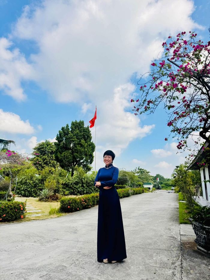 MC Thảo Vân mặn mà tuổi U60.