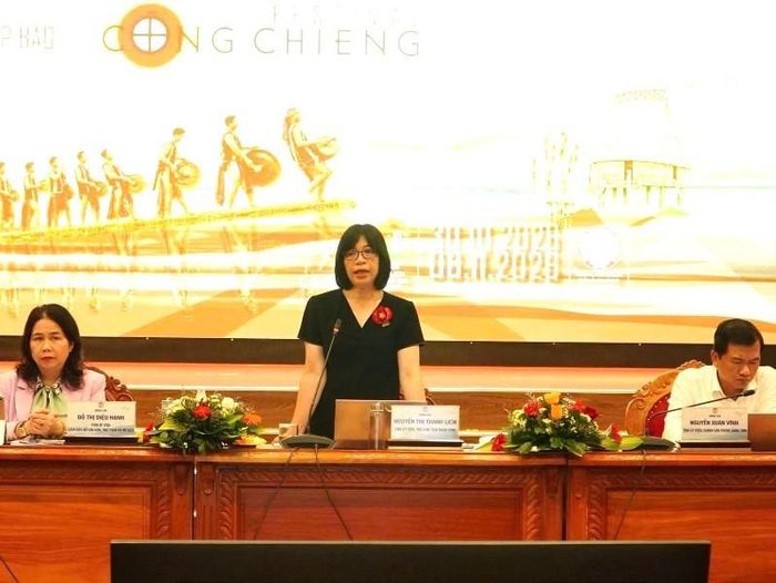 Bà Nguyễn Thị Thanh Lịch, Phó Chủ tịch UBND tỉnh Gia Lai phát biểu tại buổi họp báo chiều 20/10. Ảnh: Đ.N