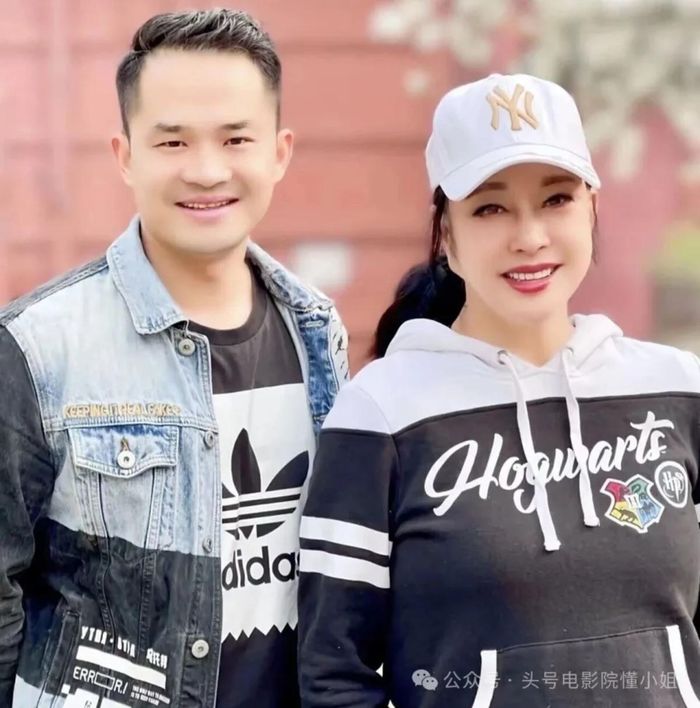 Lưu Hiểu Khánh bị cựu trợ lý Cổ Kha khởi kiện. Ảnh: 163