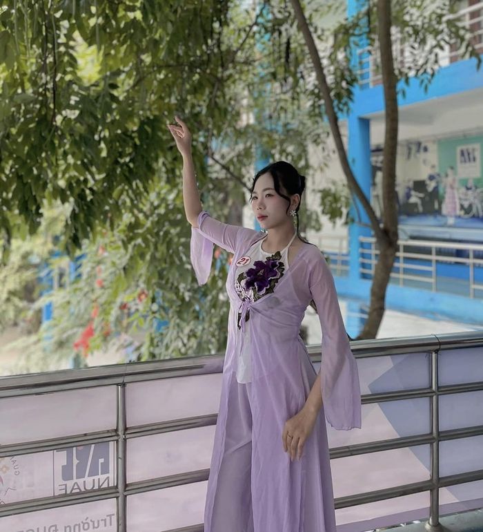 Lê Thị Thảo có 6 năm học tập tại Trường Đại học Sư phạm Nghệ thuật TW, từ bậc đại học đến cao học. Ảnh: NVCC