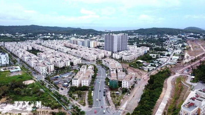 Một khu đô thị mới tại phường An Thới, đặc khu Phú Quốc. (Ảnh: Huy Hùng/TTXVN)