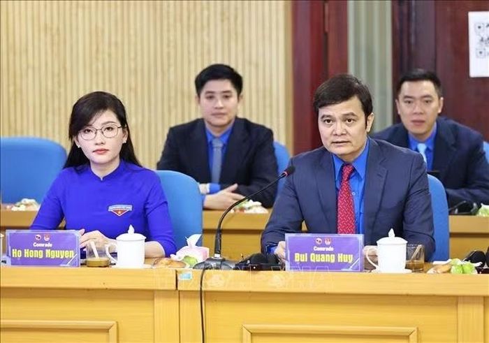 Đồng chí Bùi Quang Huy, Ủy viên Ban Chấp hành Trung ương Đảng, Phó Chủ tịch Ủy ban Trung ương Mặt trận Tổ quốc Việt Nam, Bí thư thứ nhất Ban Chấp hành Trung ương Đoàn TNCS Hồ Chí Minh phát biểu. Ảnh: Minh Đức/TTXVN