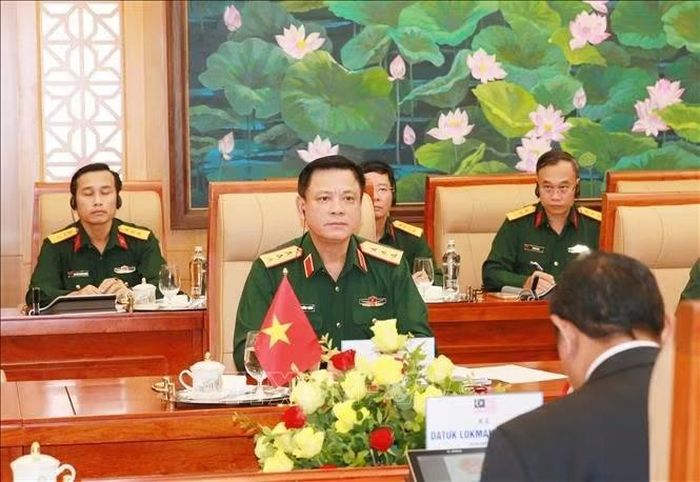 Thượng tướng Nguyễn Trường Thắng, Ủy viên Trung ương Đảng, Ủy viên Thường vụ Quân ủy Trung ương, Thứ trưởng Bộ Quốc phòng phát biểu. Ảnh: Trọng Đức/TTXVN