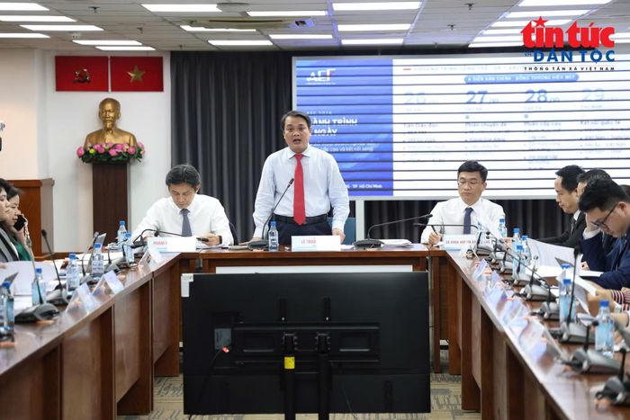 Ông Lê Trường Duy, Giám đốc HCMC C4IR phát biểu tại cuộc họp báo về "Diễn đàn kinh tế mùa thu 2026".